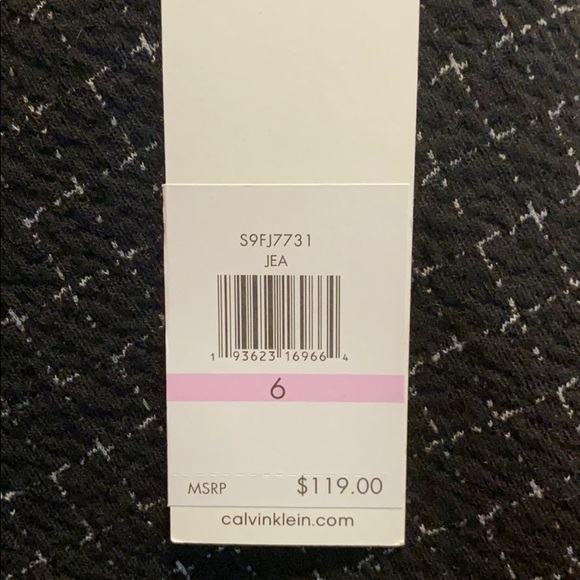 Calvin Klein Blazer💕 - Picture 3 of 4
